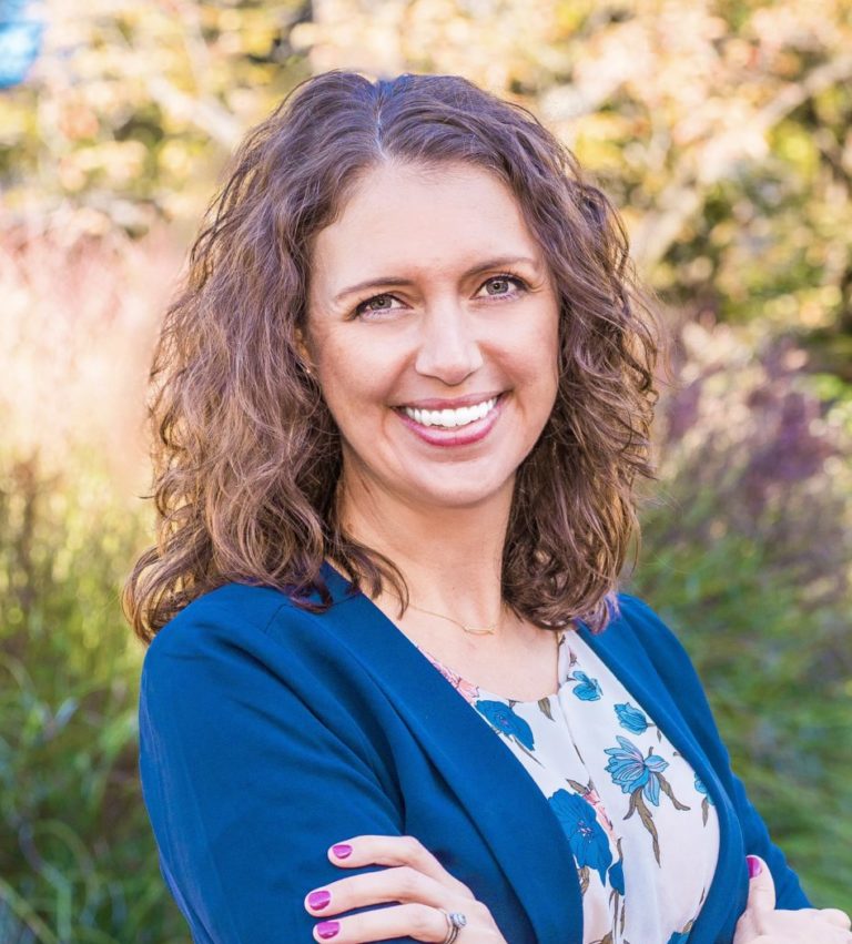 Stephanie Stohler headshot